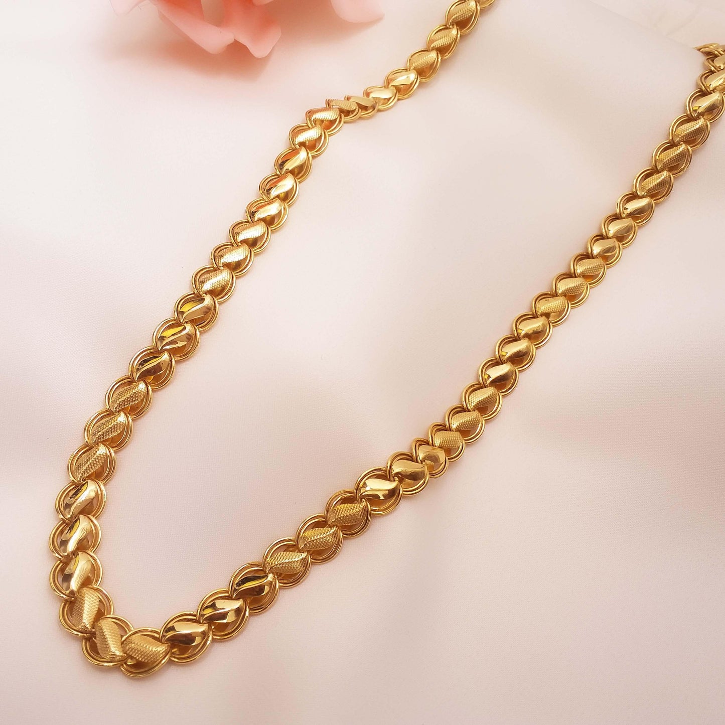 Lotus Gold Chain