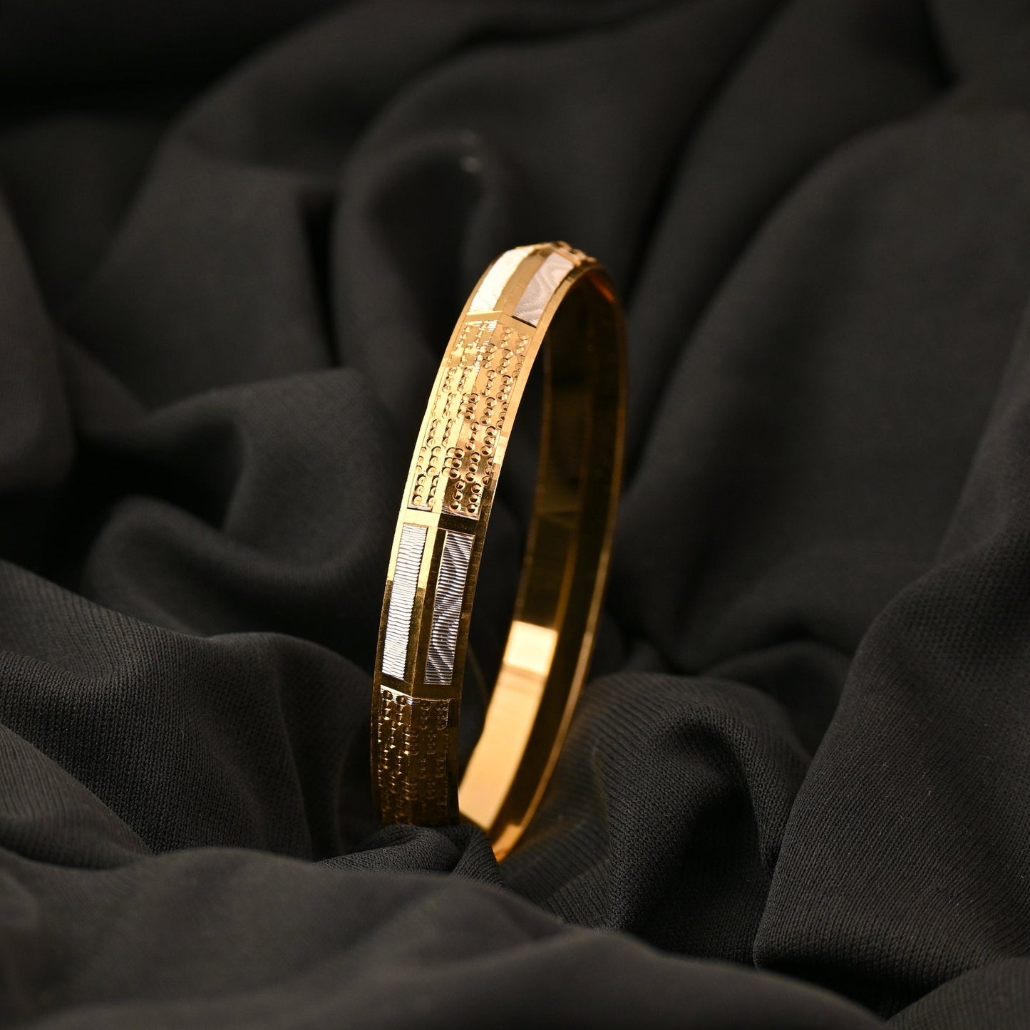 Sparks Men's Kada | 22 Kt Gold Plated