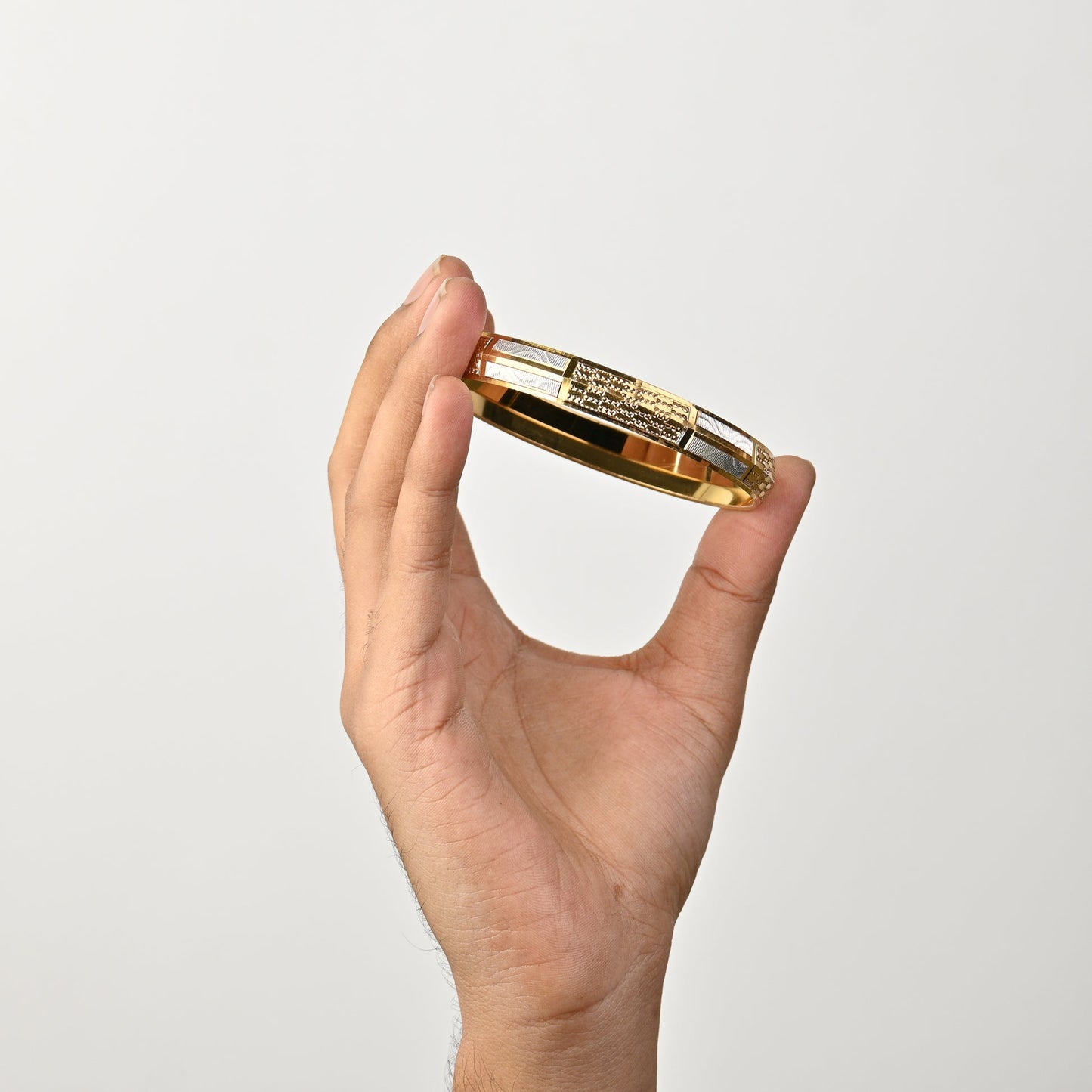 Sparks Men's Kada | 22 Kt Gold Plated