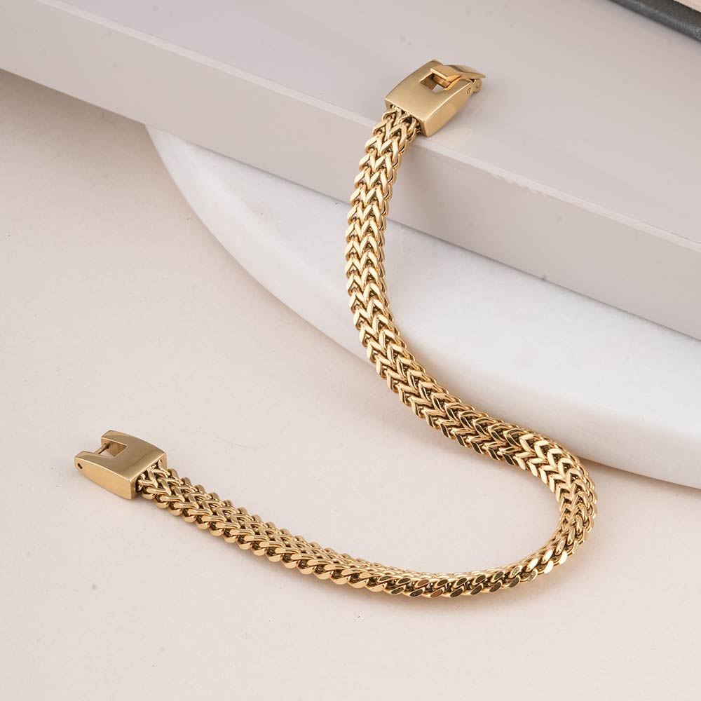 Interlock Link Bracelet