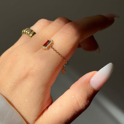 Red Vintage Aura Chain Ring | 925 Pure Silver