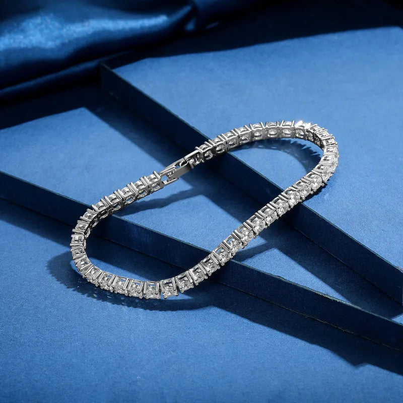 Tennis Bracelet in White Gold