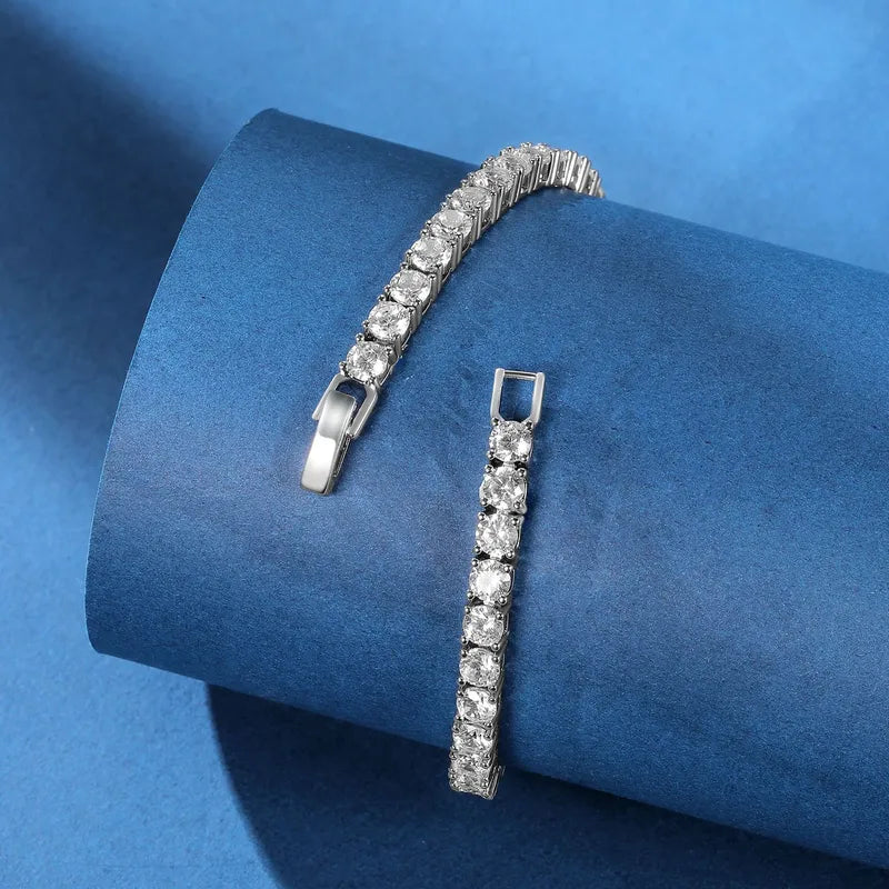 Tennis Bracelet in White Gold