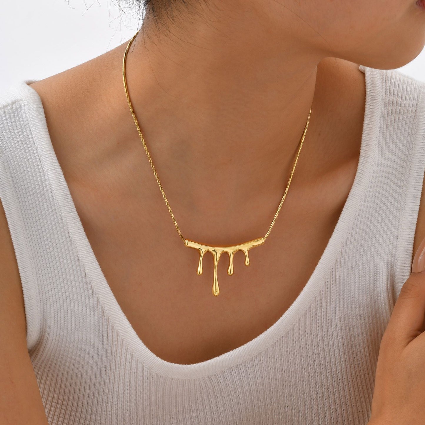 Diva Drip Necklace